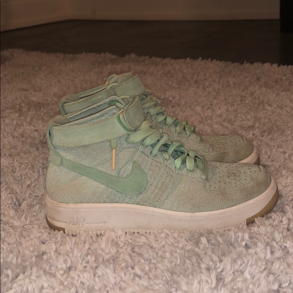Nike Air Force 1